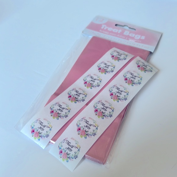 🆕 NEW 24 pcs Treat Bags Paper Bags, 12 sacs à surprise with Stickers - Picture 2 of 5